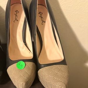 Qupid Black/Beige Heels